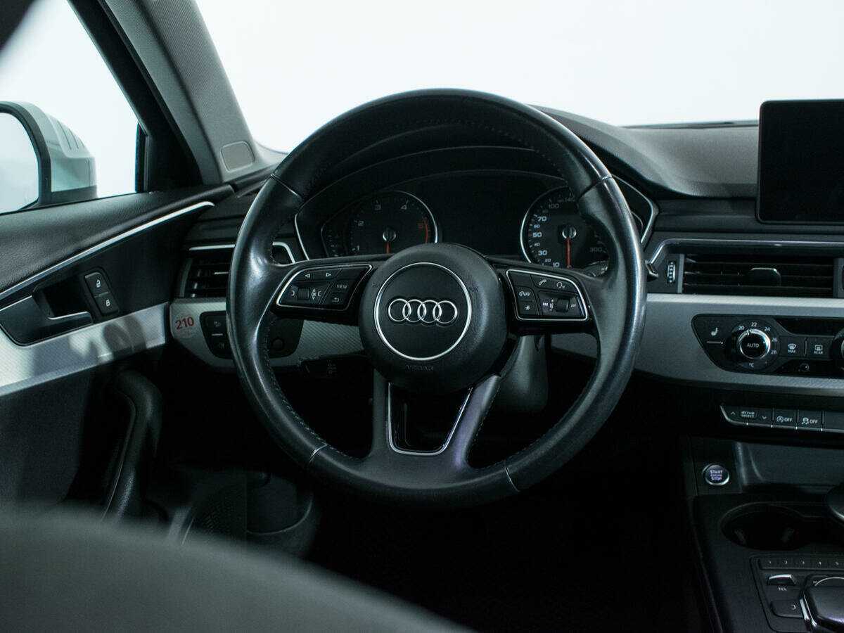 Audi A4, 2018 Фото №14