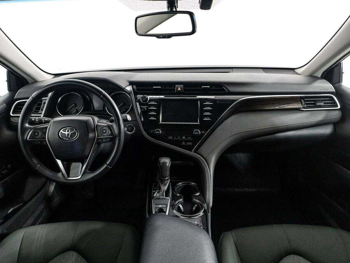 Toyota Camry, 2019 Фото №13