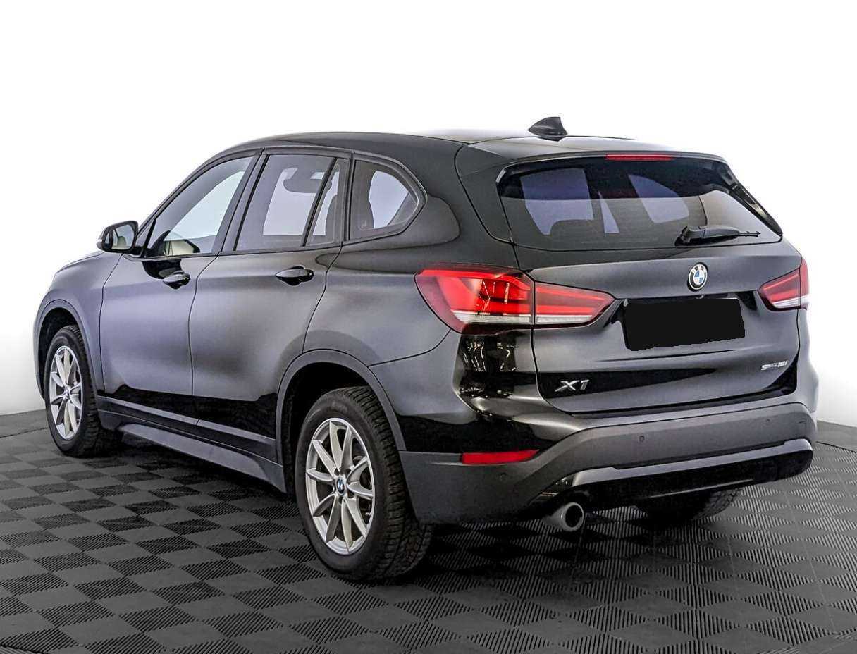 BMW X1 18i sDrive, 2021 Фото №7