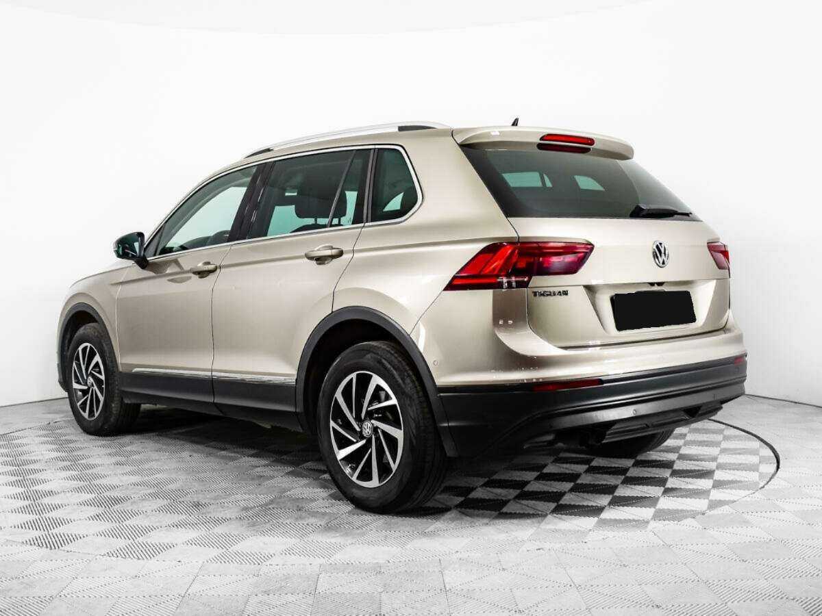 Volkswagen Tiguan L, 2018 Фото №6