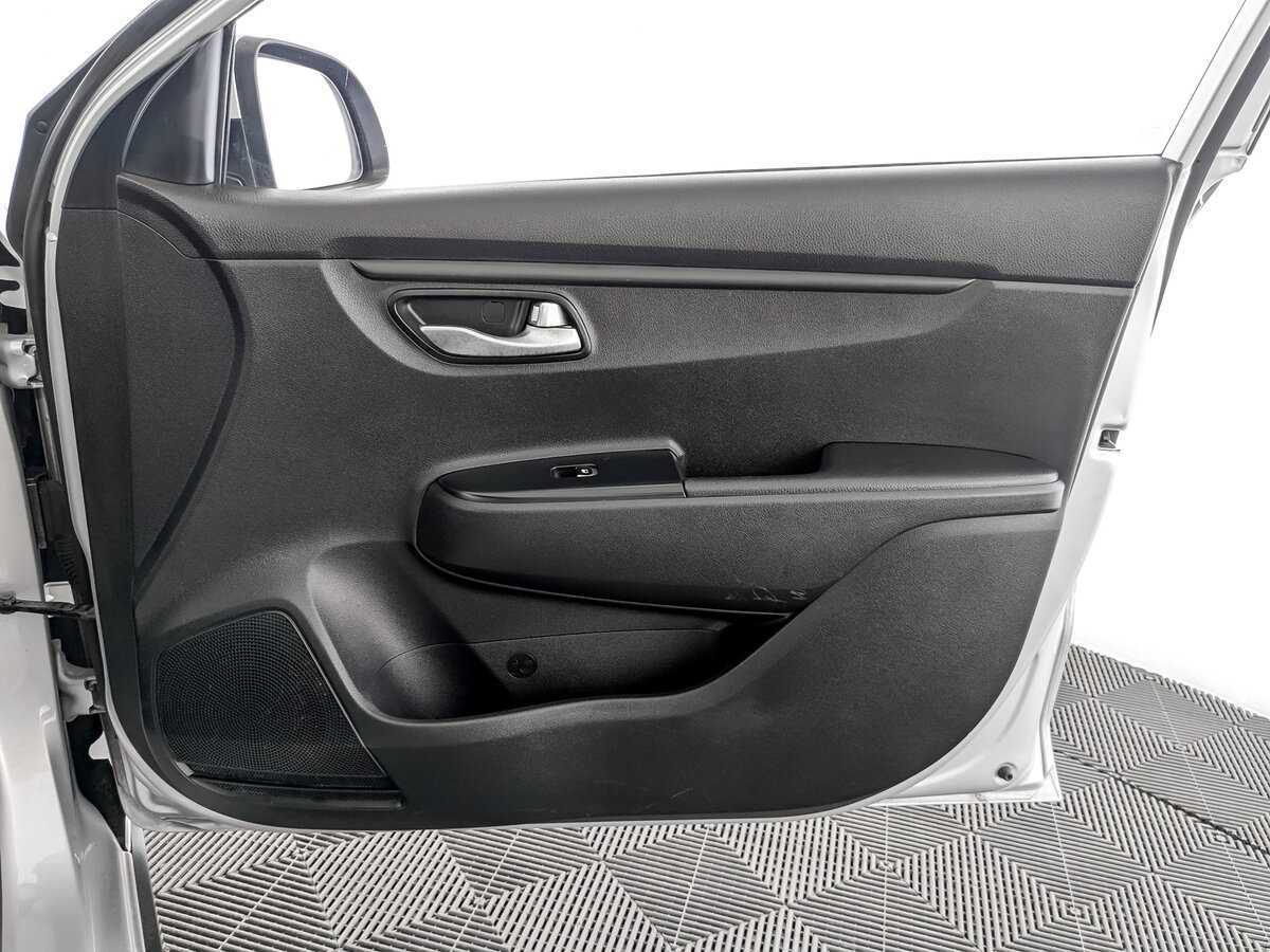 Kia Rio X-Line, 2020 Фото №22