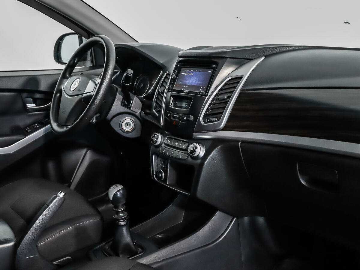 SsangYong Actyon, 2013 Фото №11