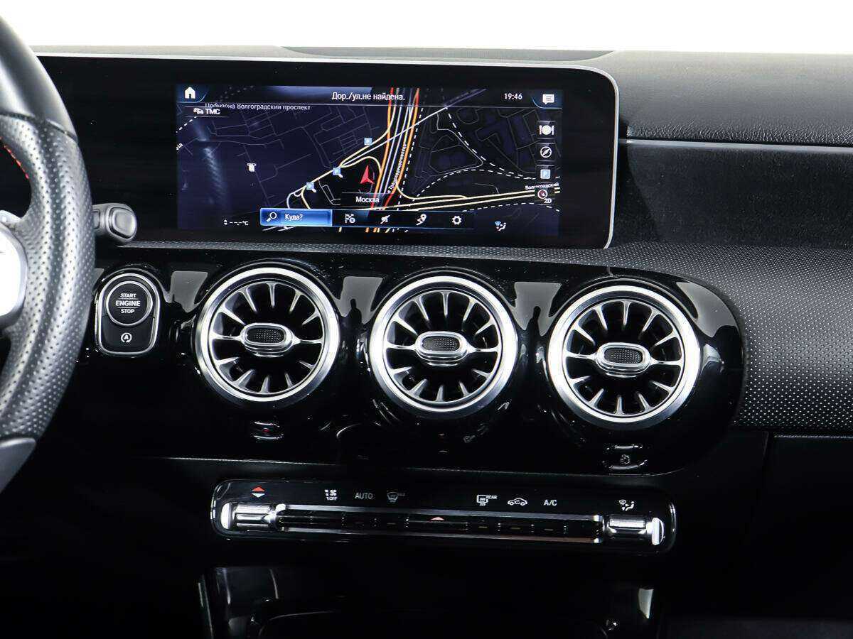 Mercedes-Benz A-Класс 200, 2019 Фото №11