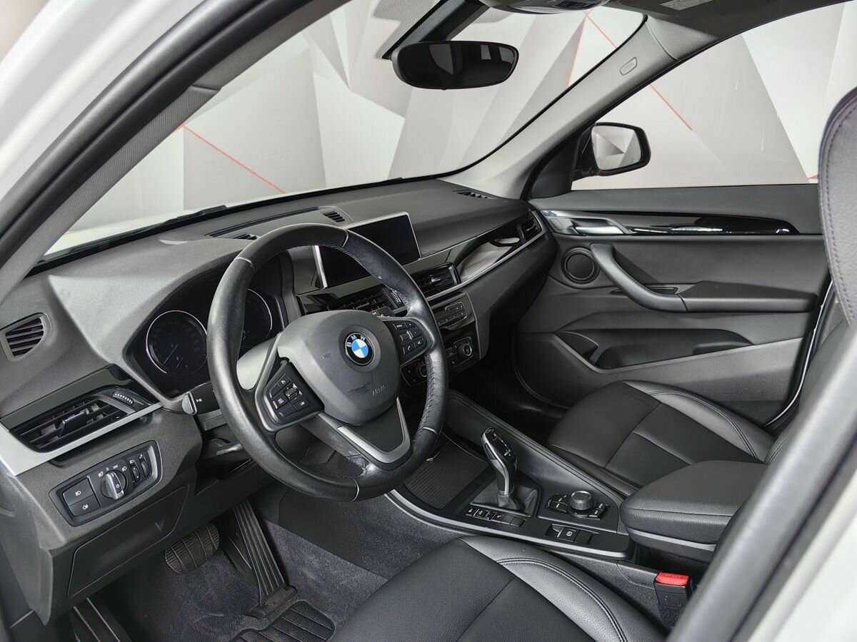BMW X1 18i sDrive, 2020 Фото №14