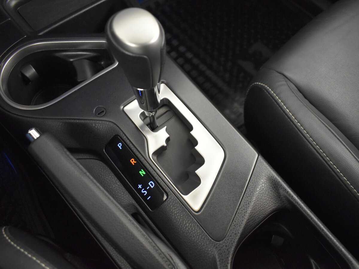 Toyota RAV4, 2018 Фото №18