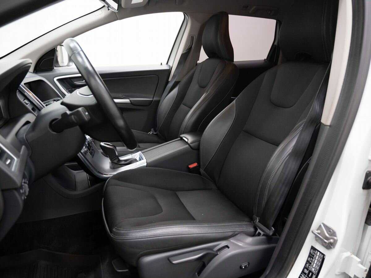 Volvo XC60, 2017 Фото №8