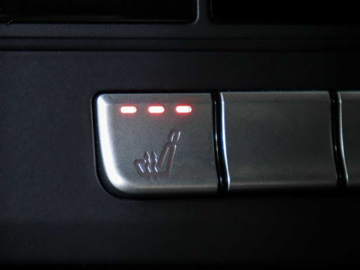 Mercedes-Benz E-Класс 200, 2015 Фото №17