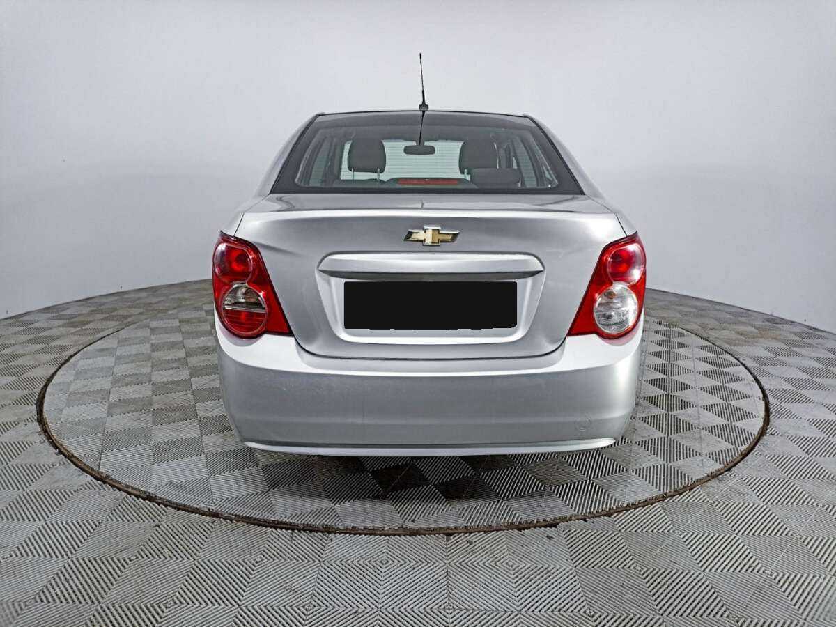 Chevrolet Aveo, 2013 Фото №6