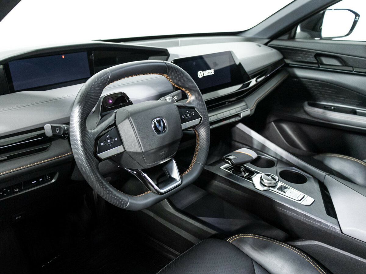 Changan UNI-V I, 2023 Фото №11