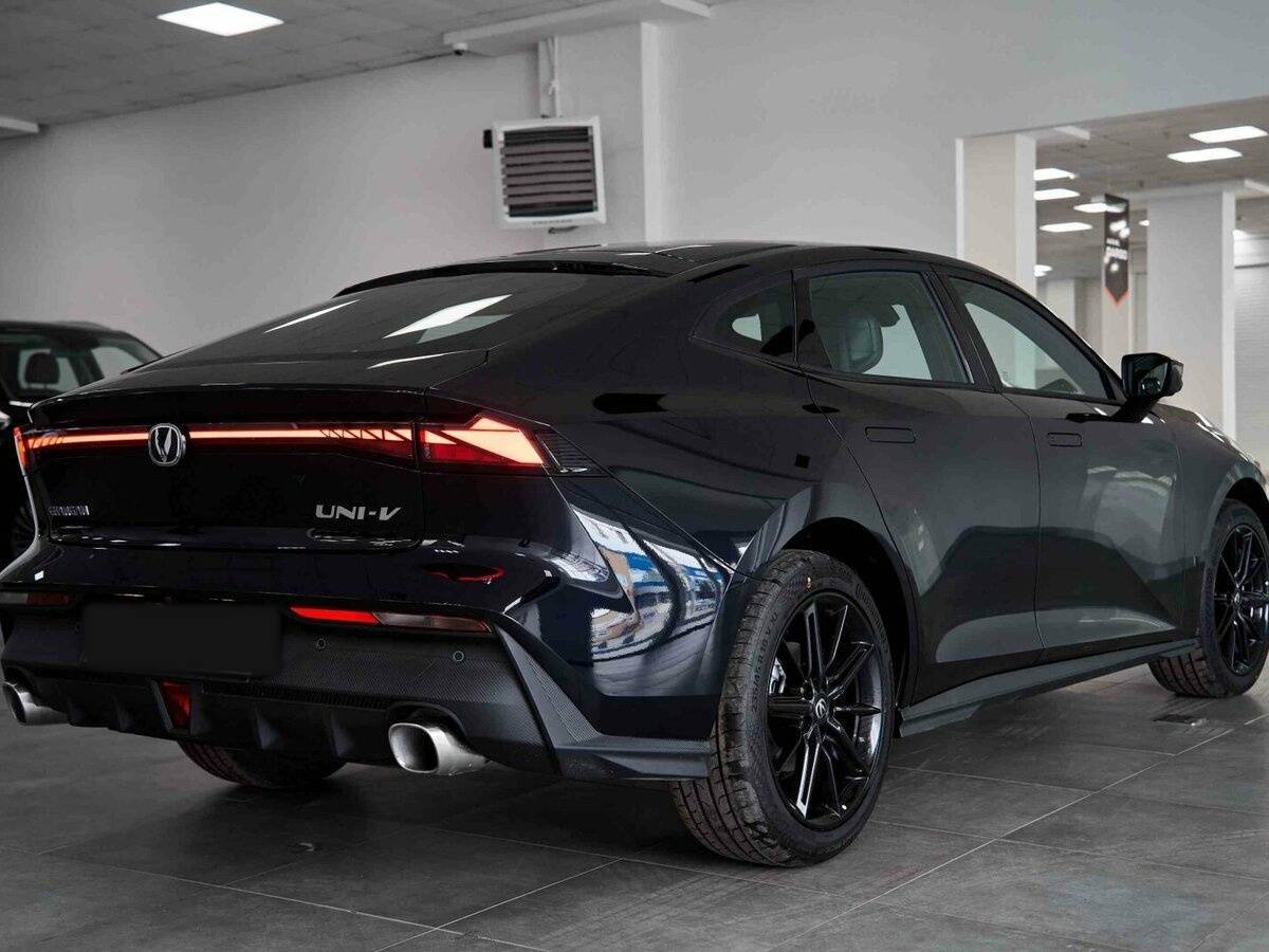 Changan UNI-V, 2024 Фото №5