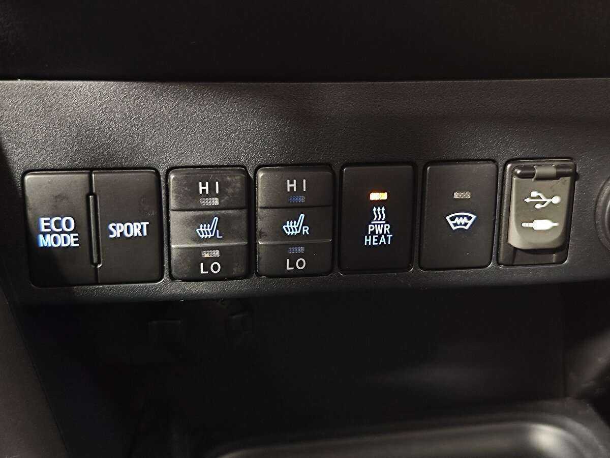 Toyota RAV4, 2015 Фото №22