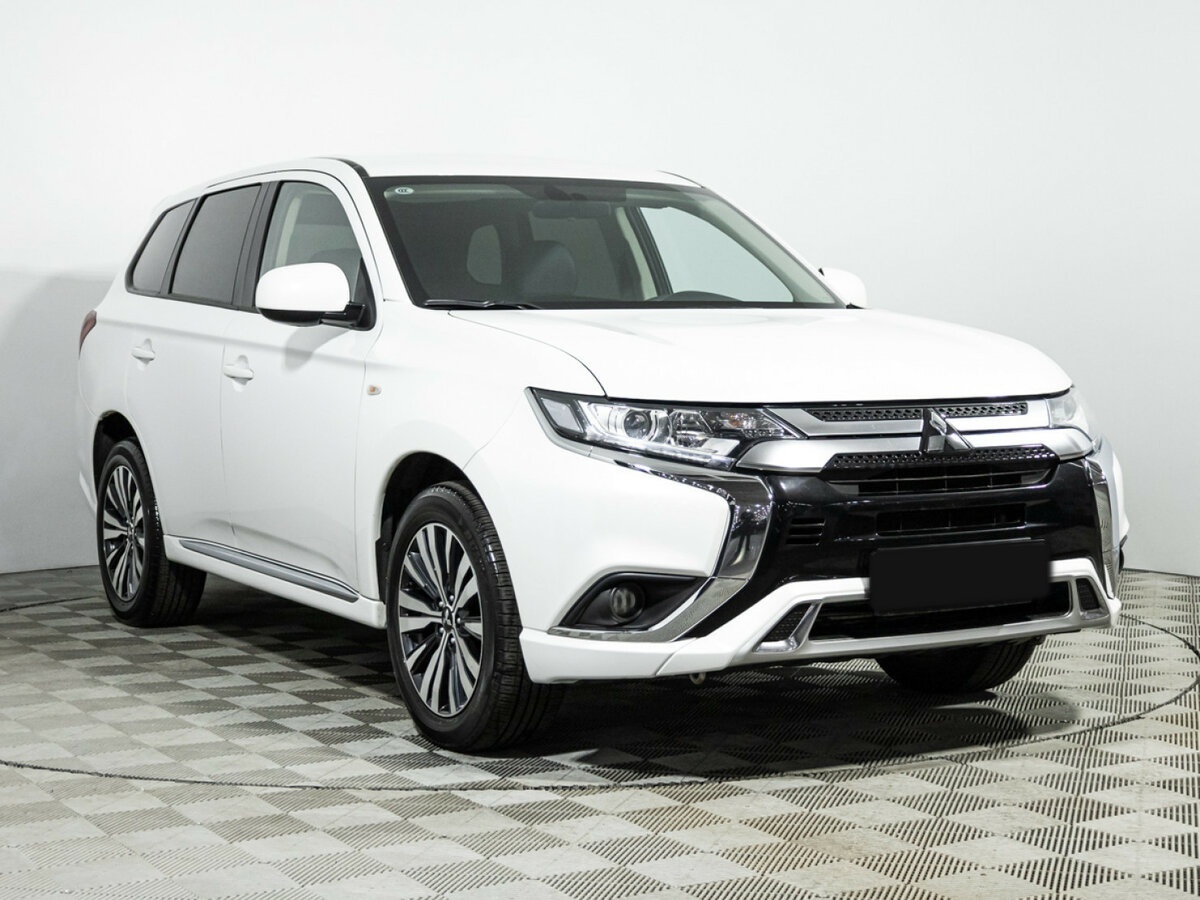 Mitsubishi Outlander III Рестайлинг 3, 2022 Фото №3
