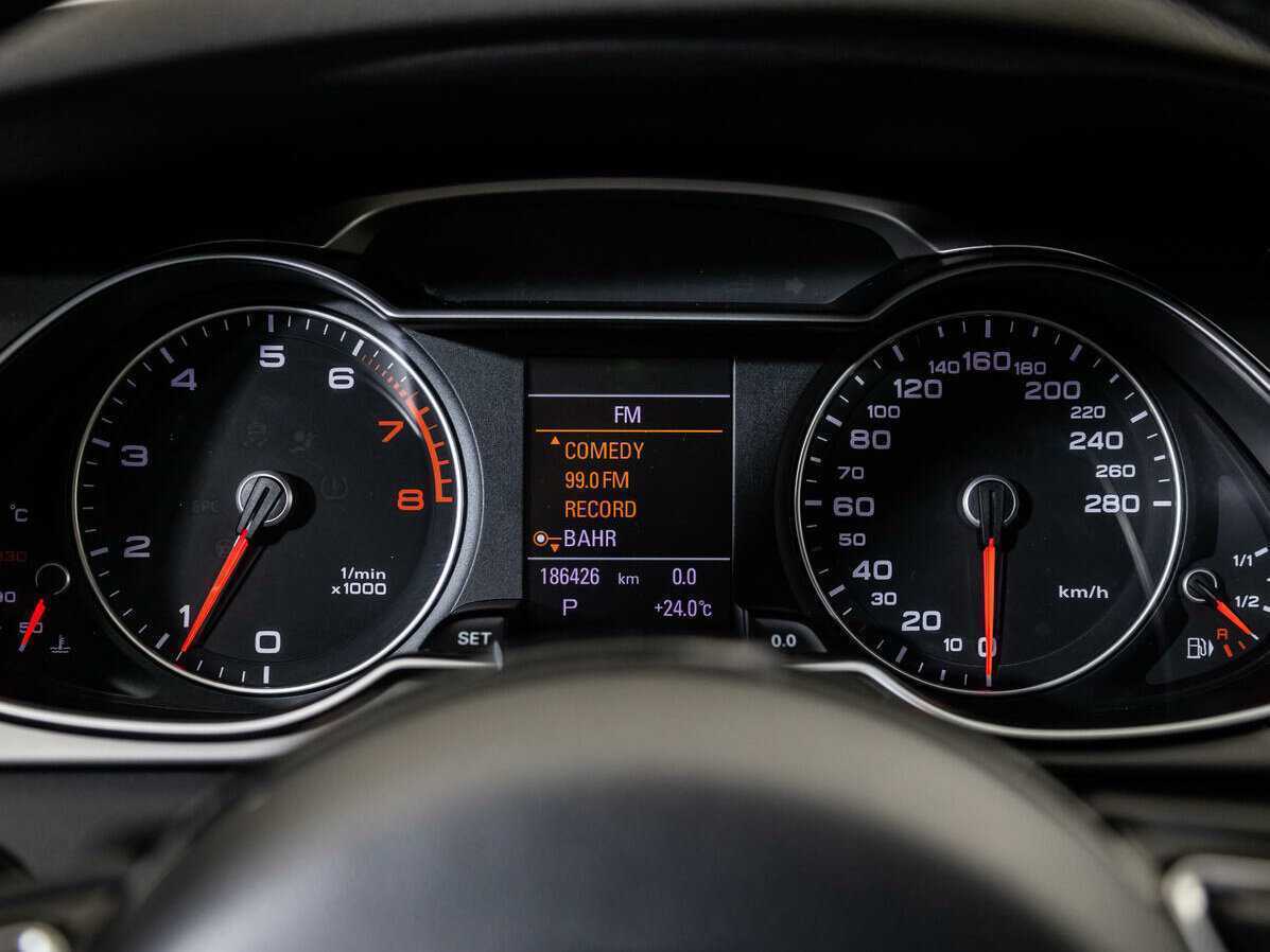 Audi A4, 2012 Фото №10