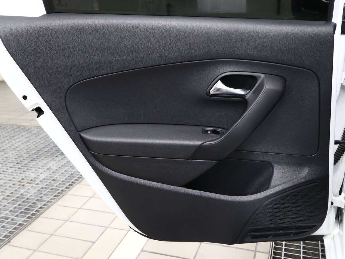 Volkswagen Polo, 2017 Фото №13