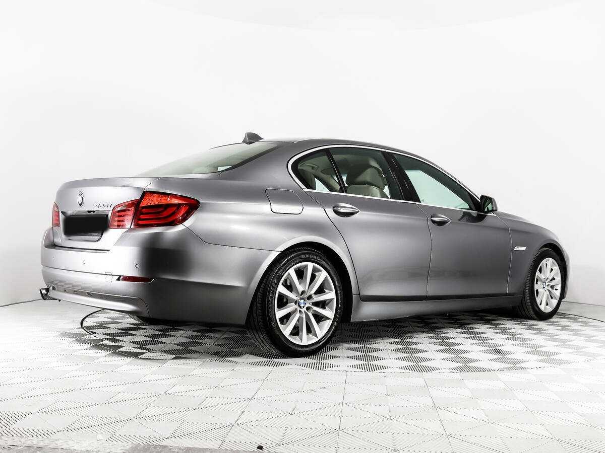 BMW 5 серии 528i xDrive, 2012 Фото №4
