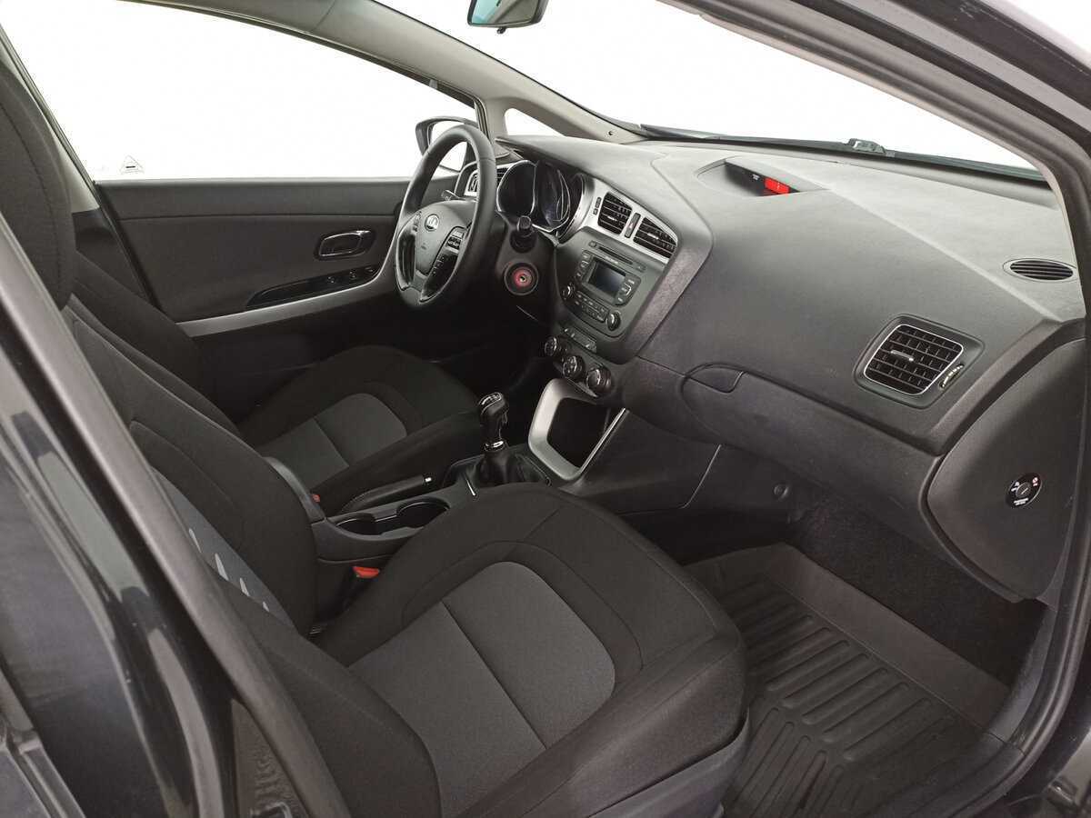 Kia Ceed, 2015 Фото №8