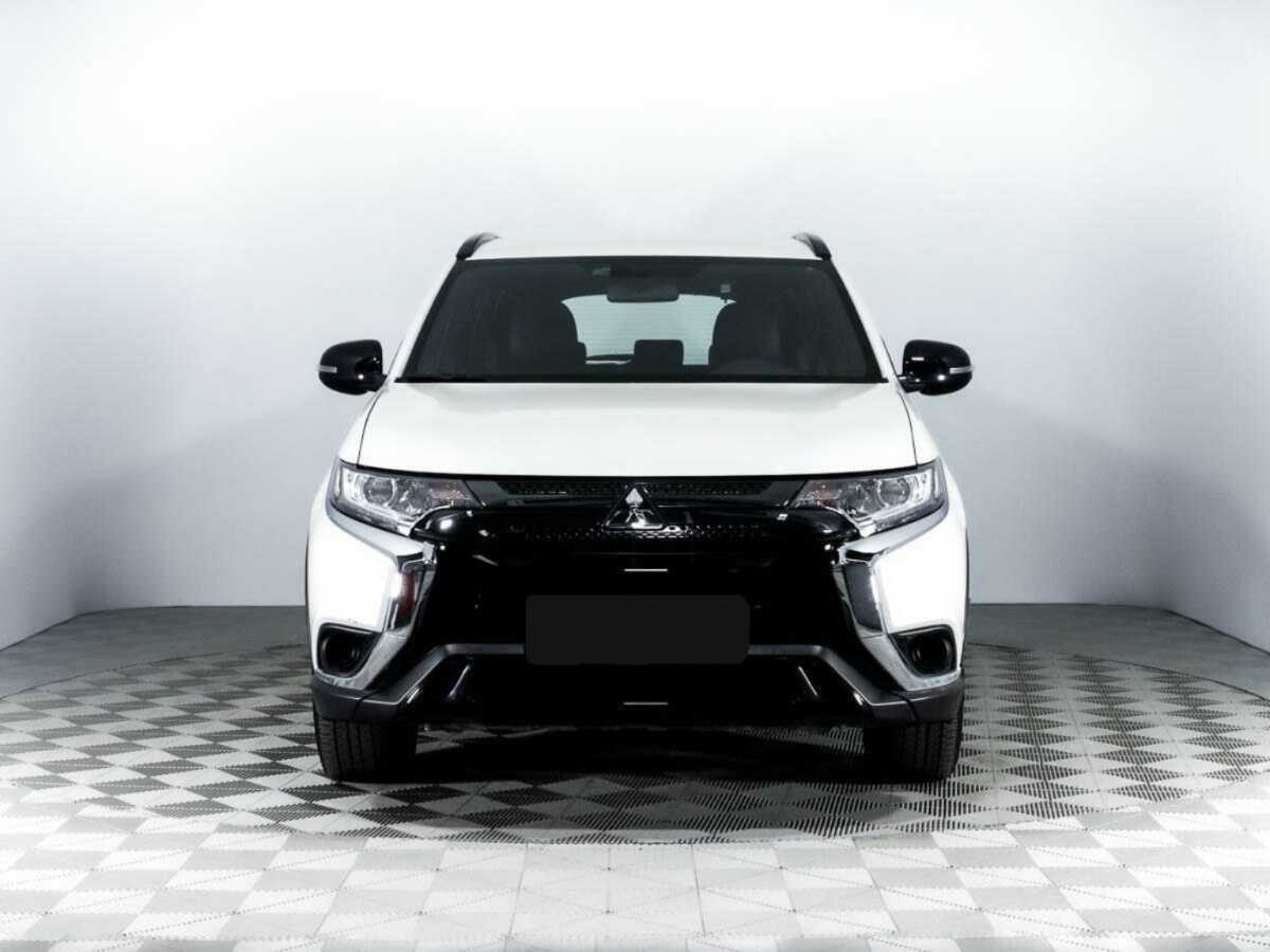 Mitsubishi Outlander, 2021 Фото №2