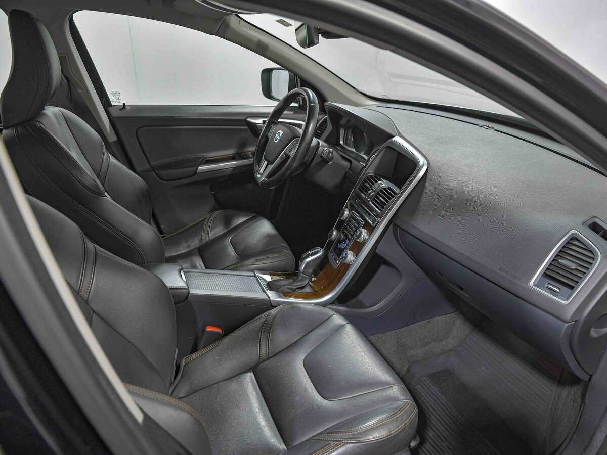 Volvo XC60, 2015 Фото №16