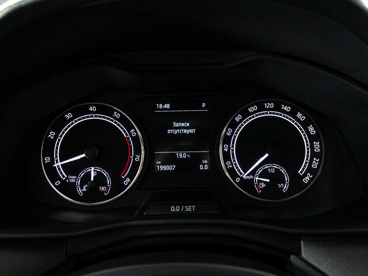 Skoda Rapid, 2021 Фото №12