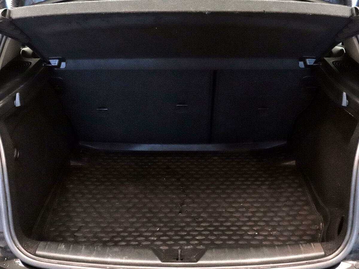 BMW 1 серии 118i, 2012 Фото №10