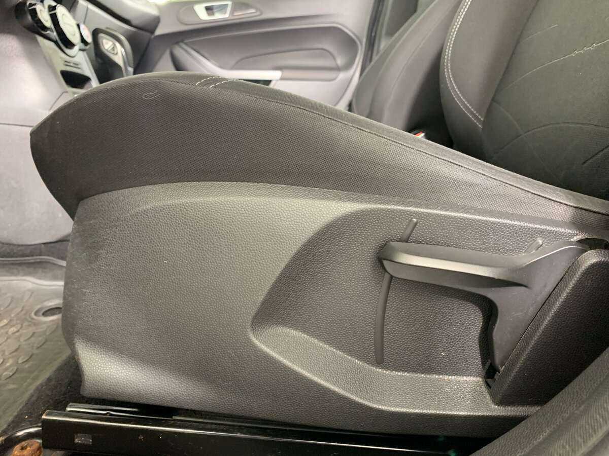 Ford Fiesta, 2016 Фото №17