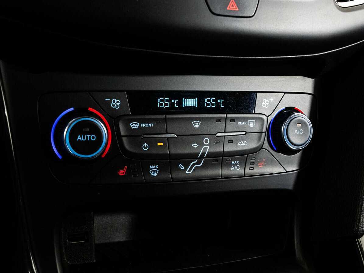 Ford Focus, 2017 Фото №14