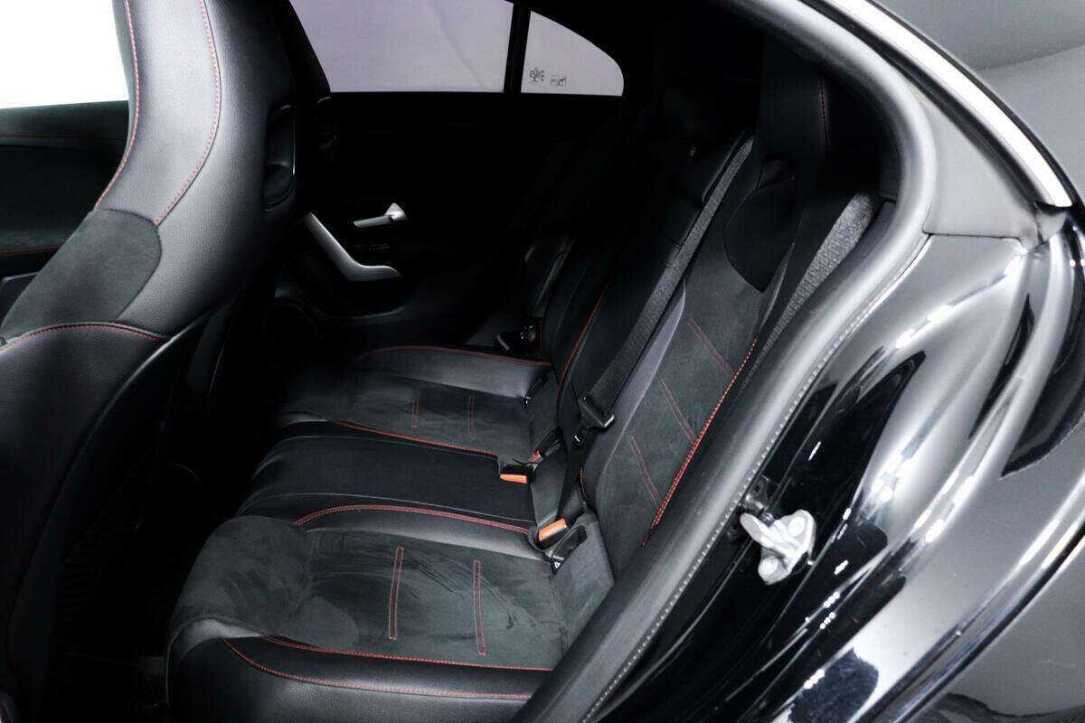 Mercedes-Benz CLA 200, 2019 Фото №12