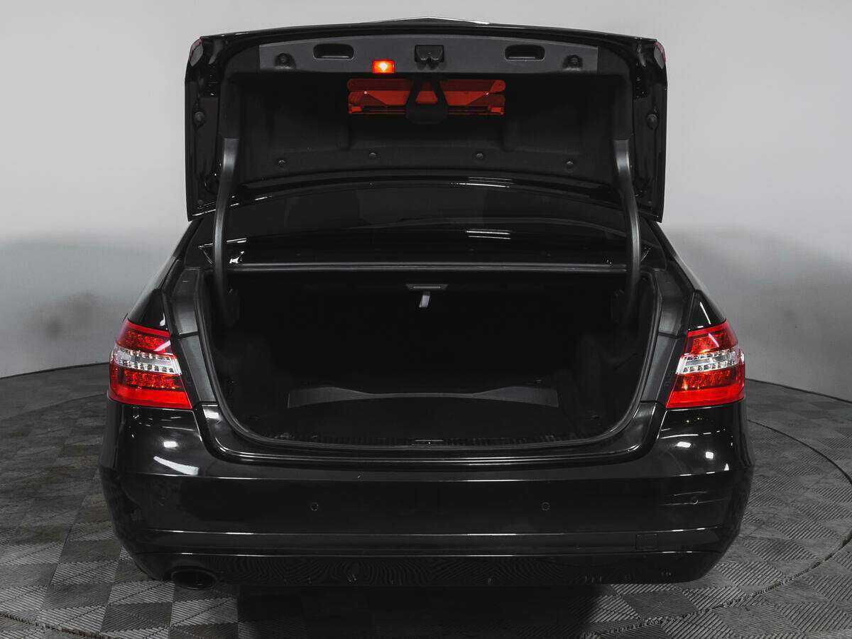 Mercedes-Benz E-Класс 200 7G-Tronic, 2012 Фото №17