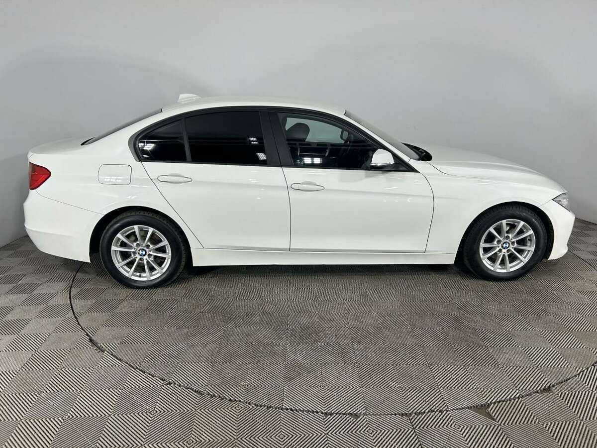 BMW 3 серии 320i, 2014 Фото №4