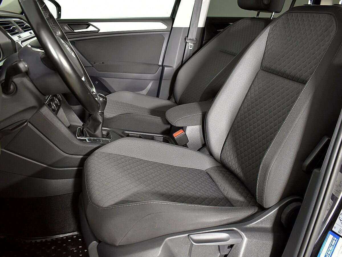 Volkswagen Tiguan, 2020 Фото №6