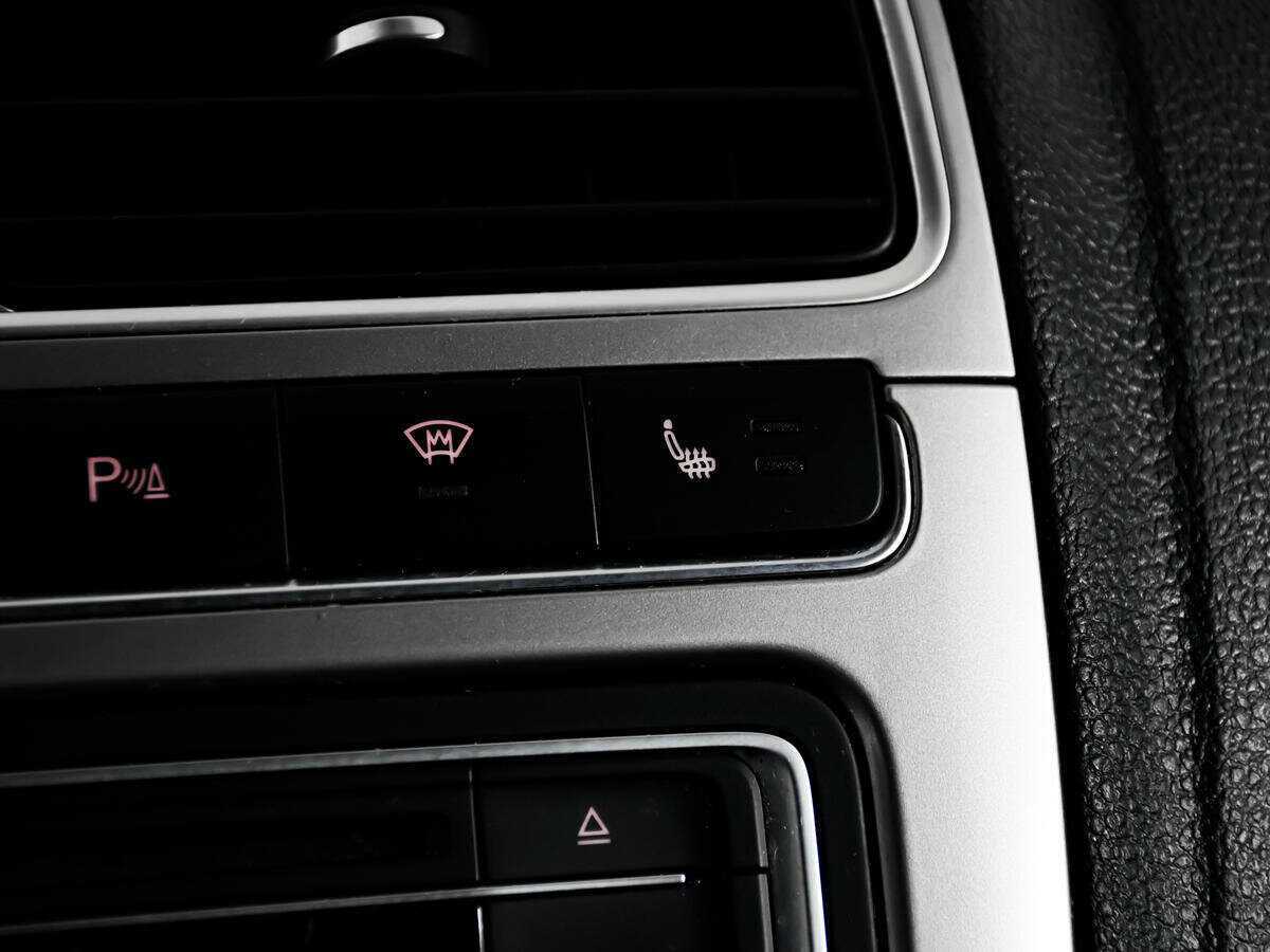 Volkswagen Polo, 2017 Фото №14