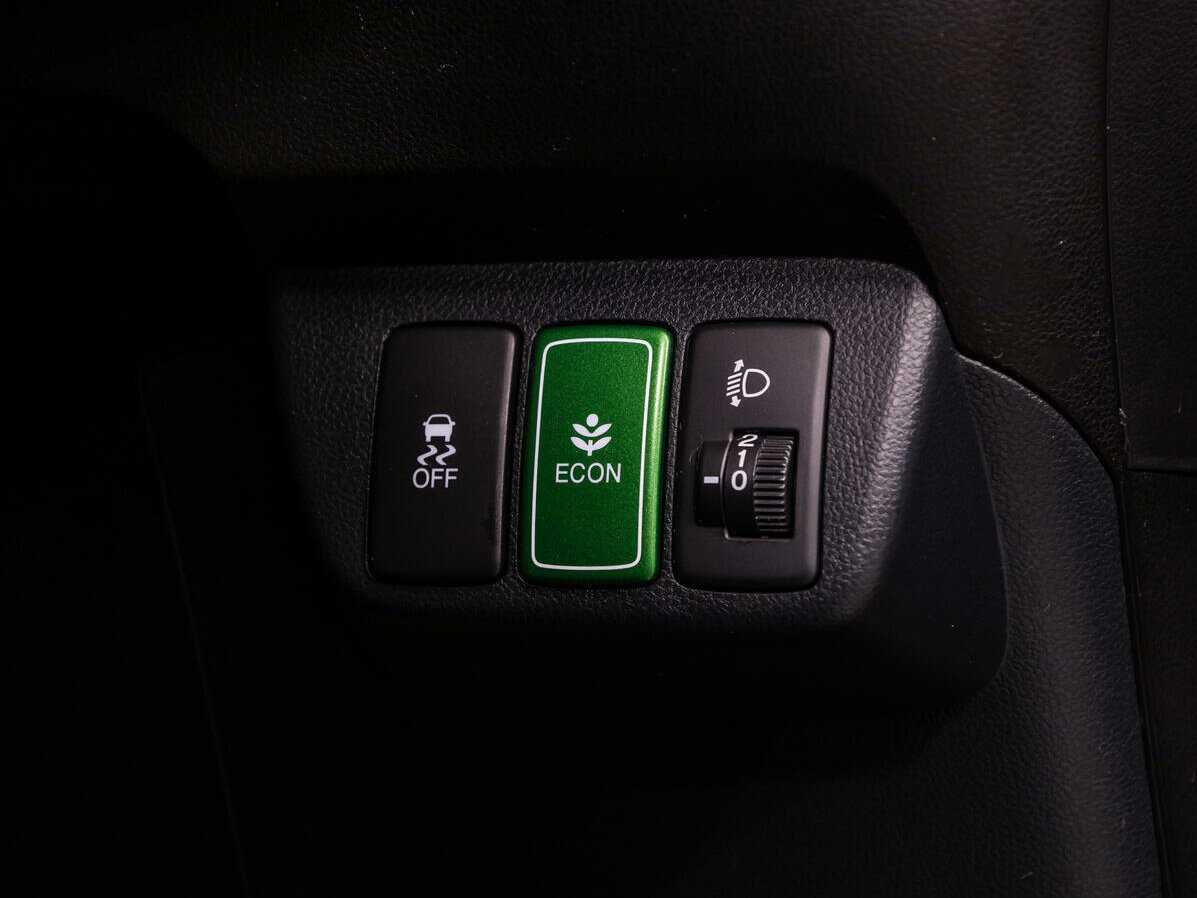 Honda Fit Shuttle, 2013 Фото №16