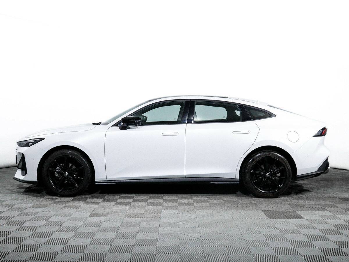 Changan UNI-V, 2023 Фото №8