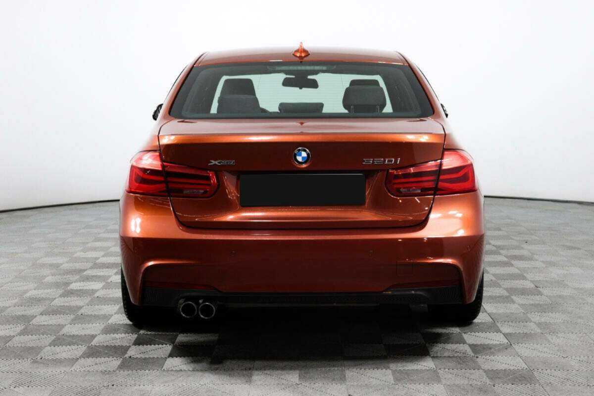 BMW 3 серии 320i xDrive, 2018 Фото №6