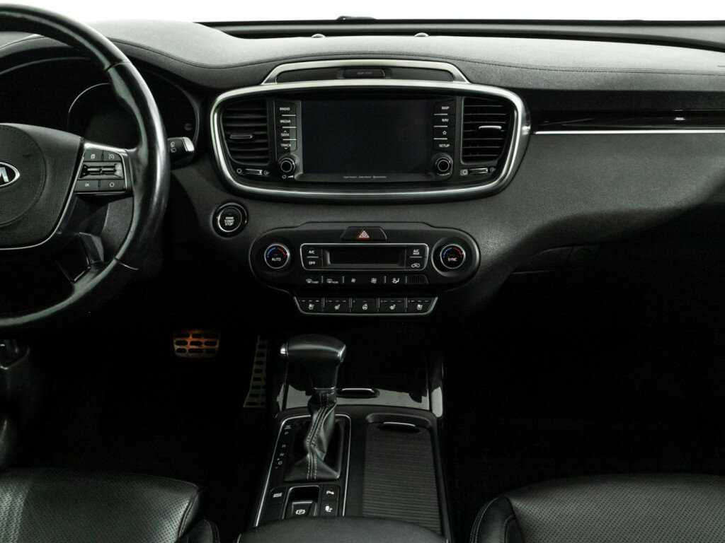 Kia Sorento, 2019 Фото №14