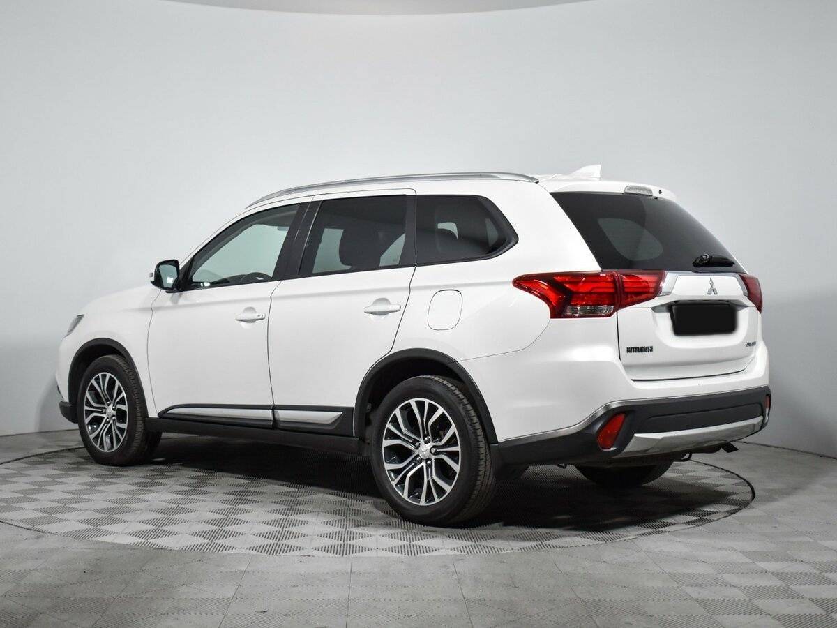 Mitsubishi Outlander, 2018 Фото №7