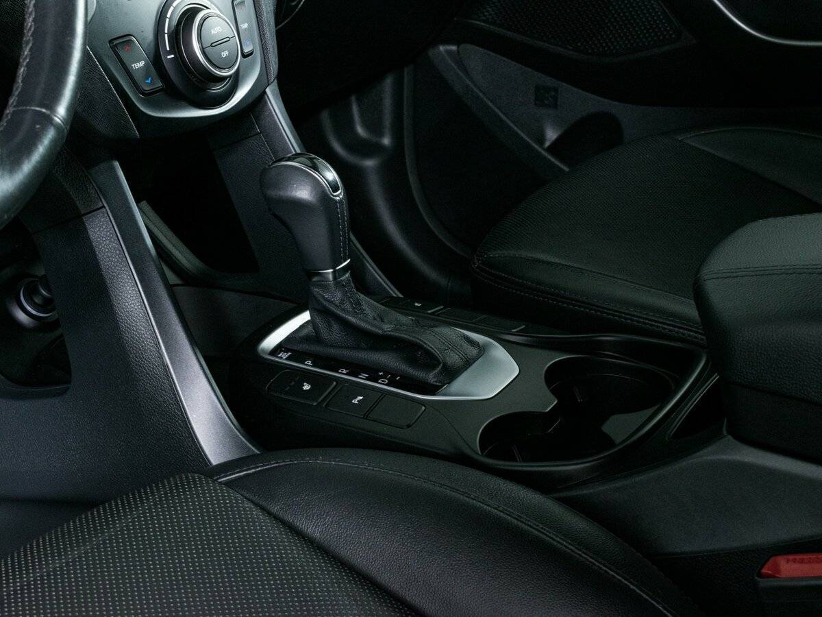 Hyundai Santa Fe, 2016 Фото №16