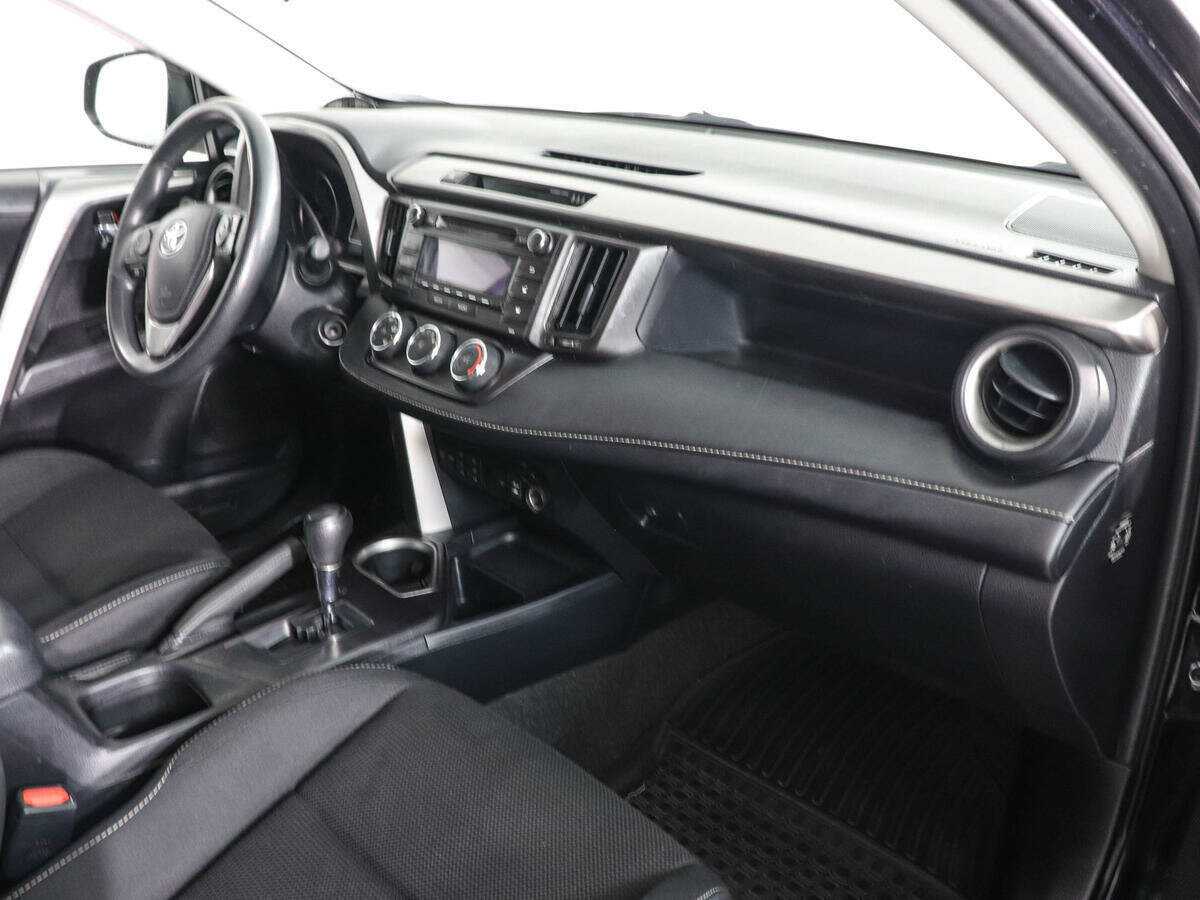 Toyota RAV4, 2017 Фото №6