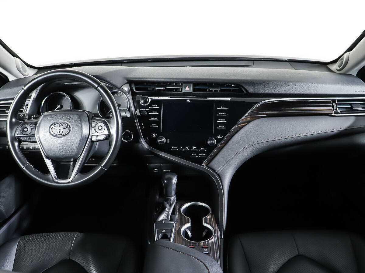 Toyota Camry, 2018 Фото №13