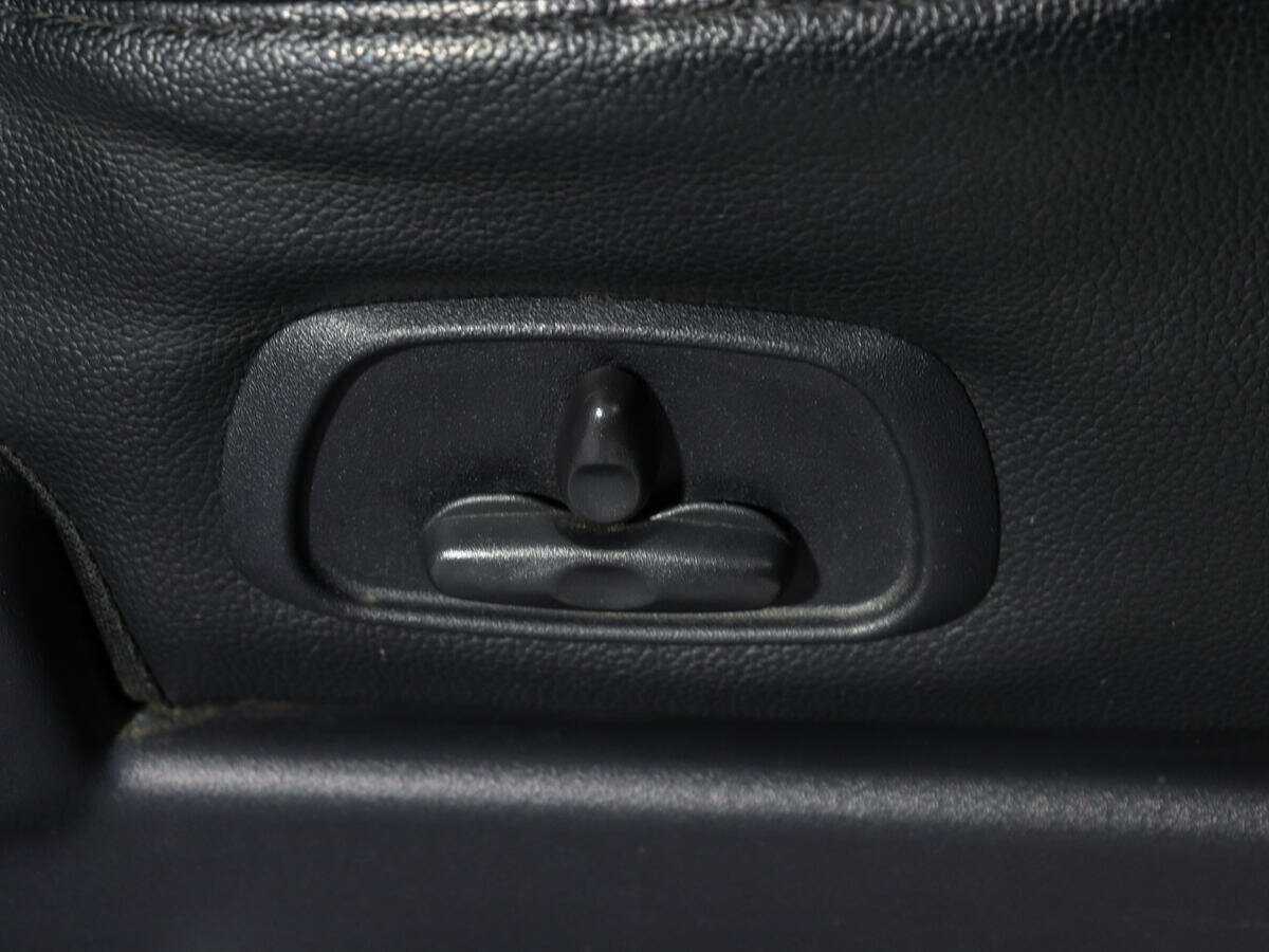 Mitsubishi Pajero, 2012 Фото №14