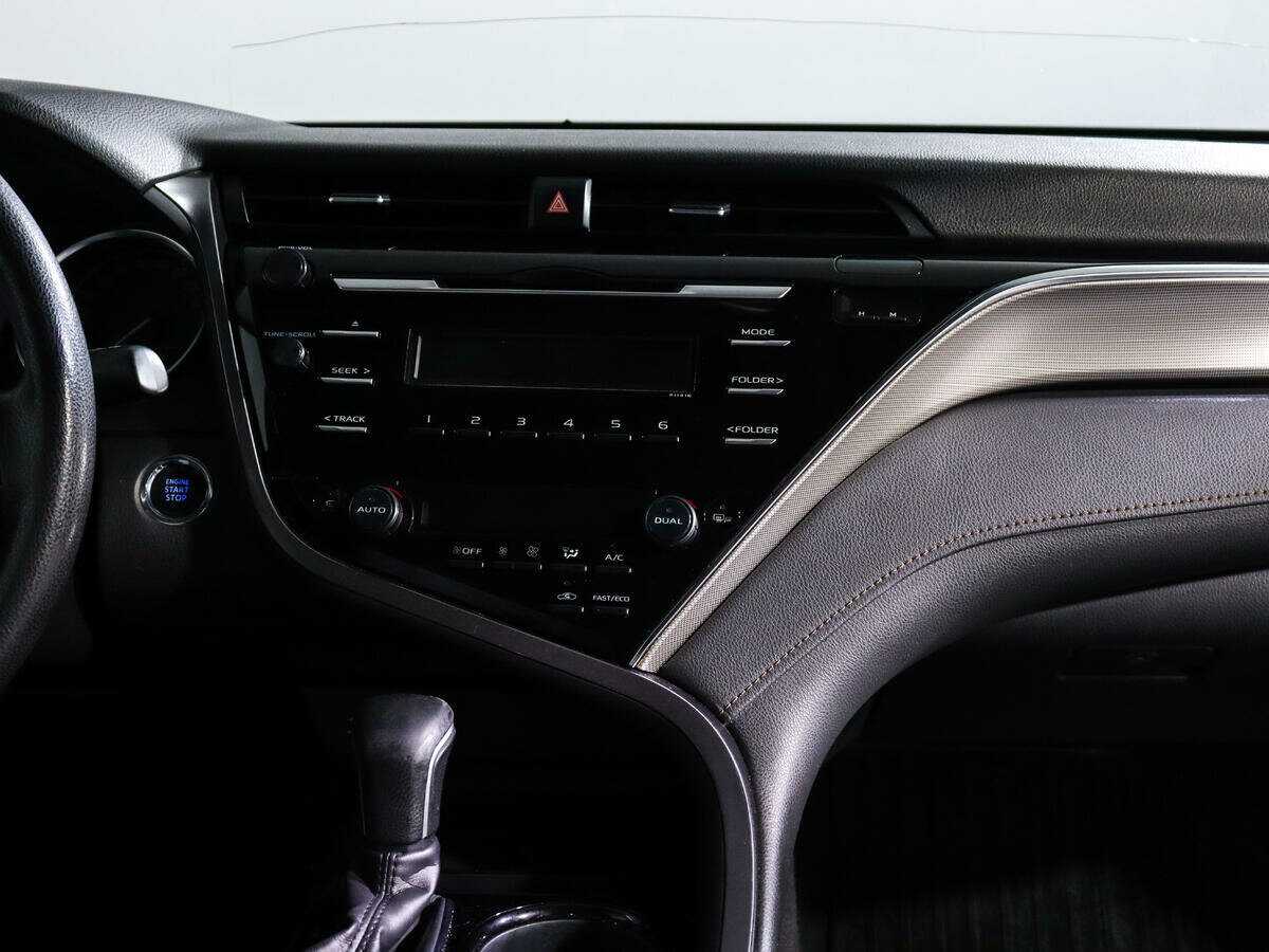 Toyota Camry, 2021 Фото №11