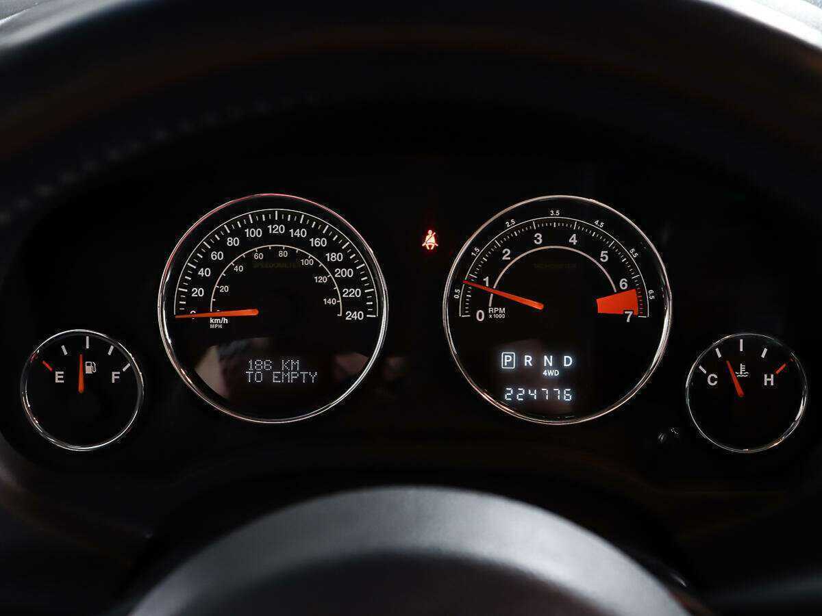 Jeep Compass, 2013 Фото №13