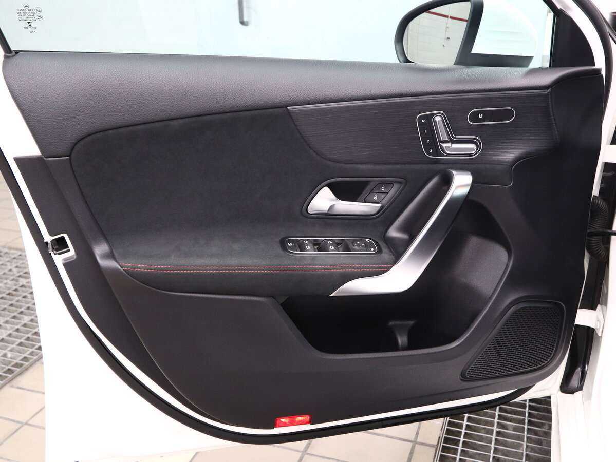Mercedes-Benz A-Класс 200, 2019 Фото №7