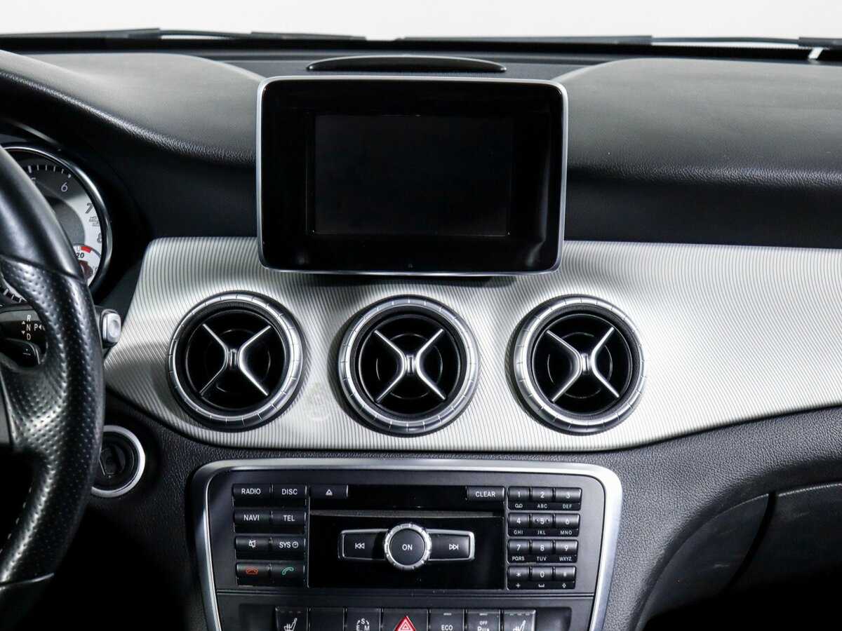 Mercedes-Benz CLA 200, 2014 Фото №10