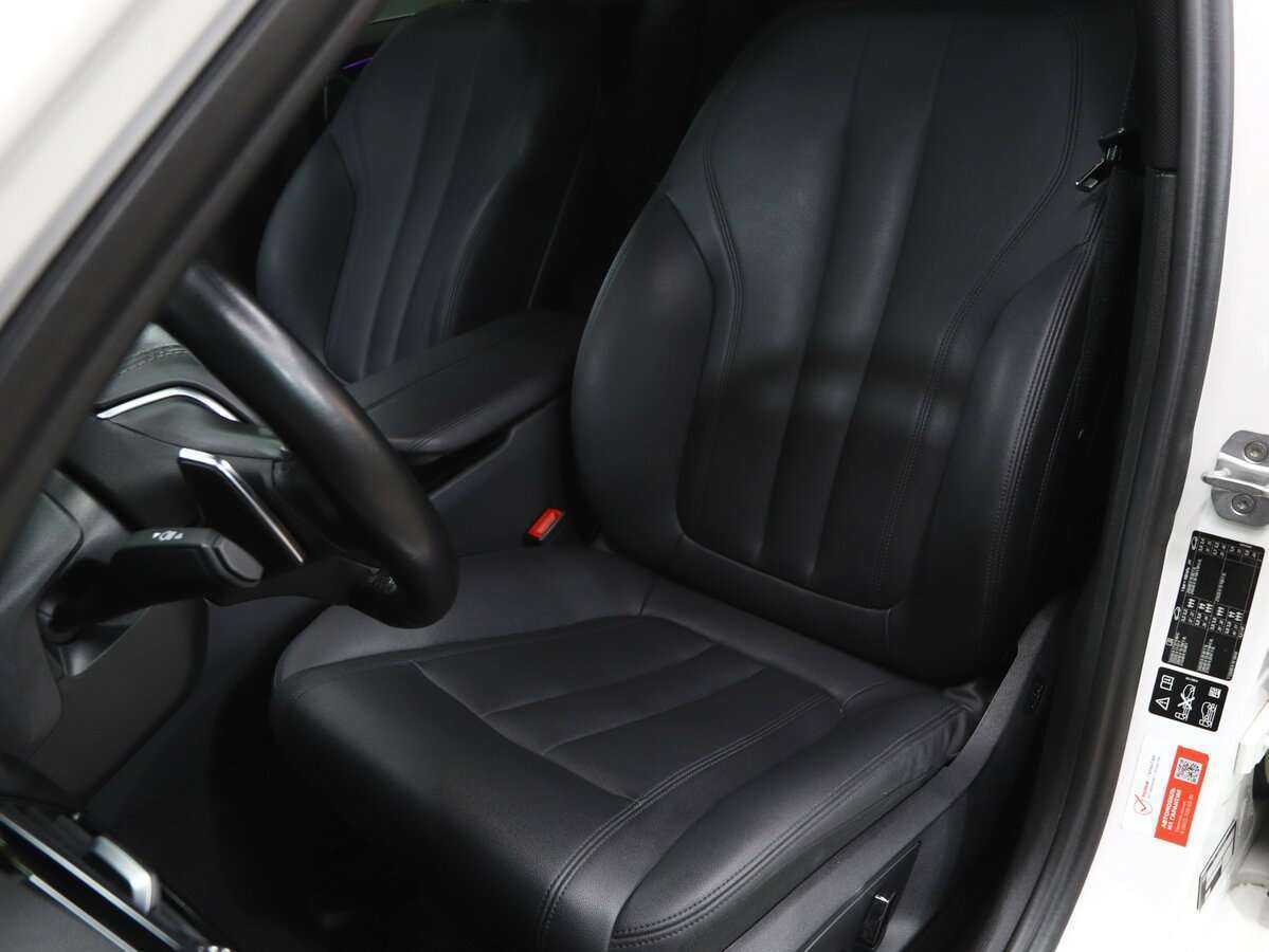 BMW 5 серии 520d xDrive, 2017 Фото №12