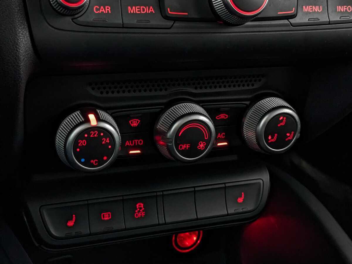 Audi A1 Sportback, 2012 Фото №21