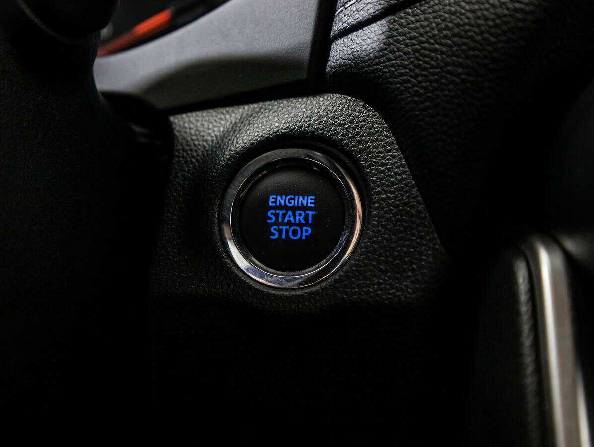 Toyota RAV4, 2021 Фото №15