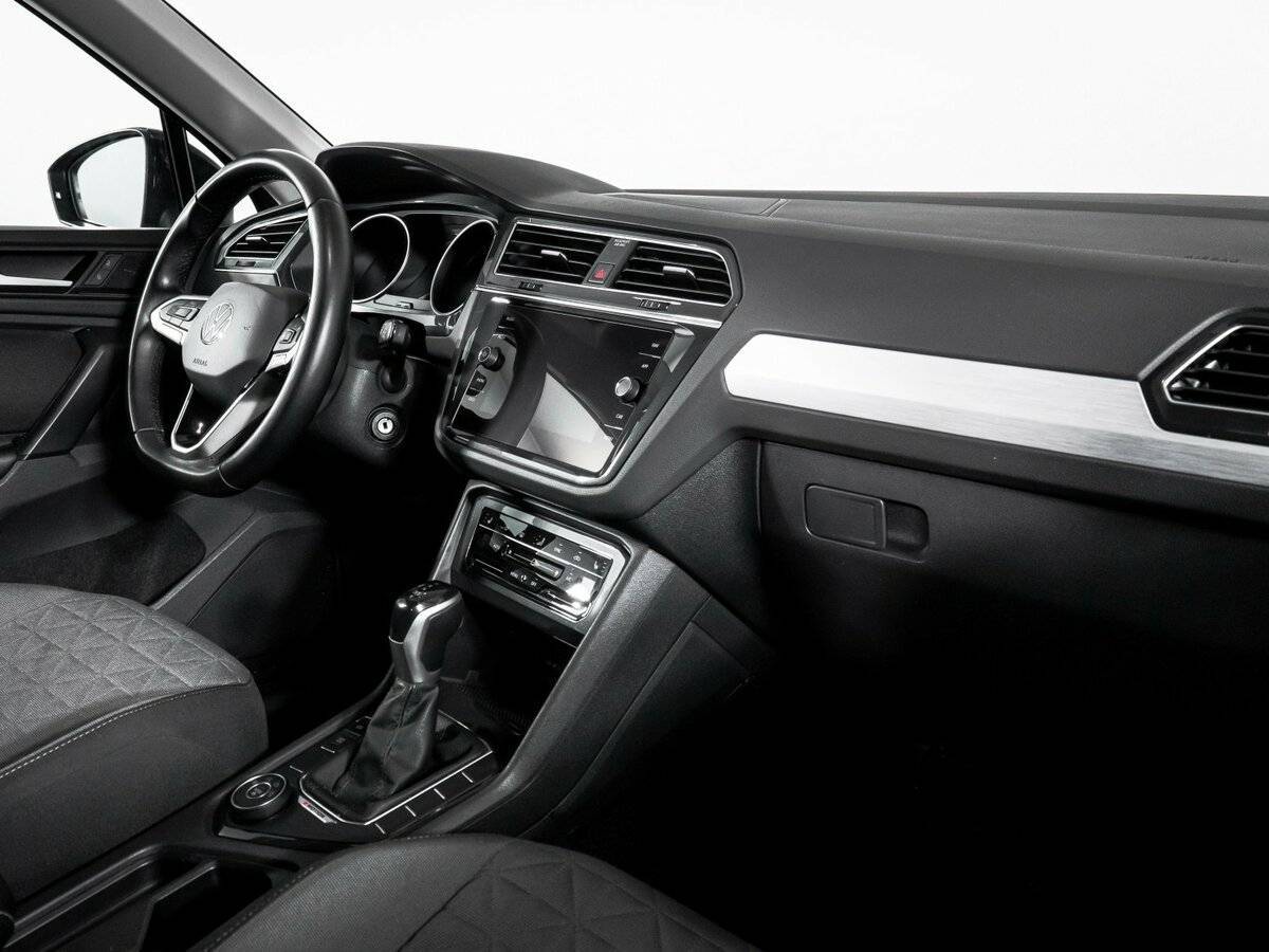 Volkswagen Tiguan, 2021 Фото №9