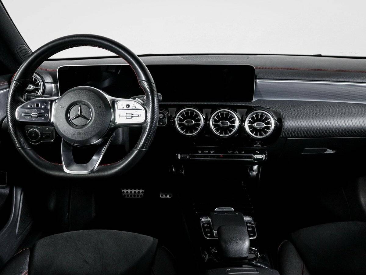 Mercedes-Benz CLA 200, 2019 Фото №12