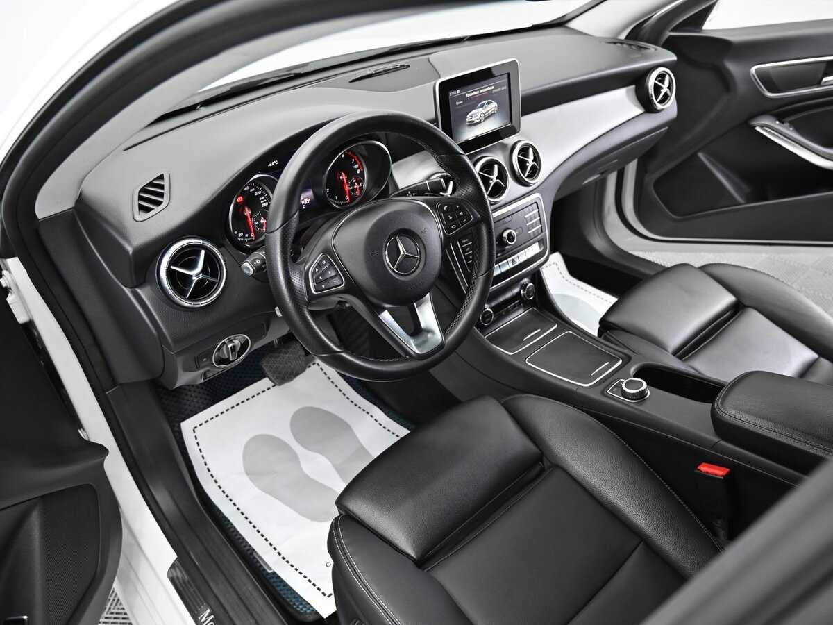 Mercedes-Benz CLA 200, 2017 Фото №9